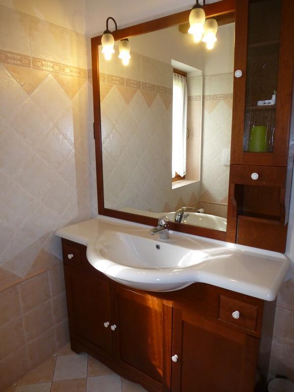 Rustico Pastoria Apartment Lenzumo di Concei Luaran gambar